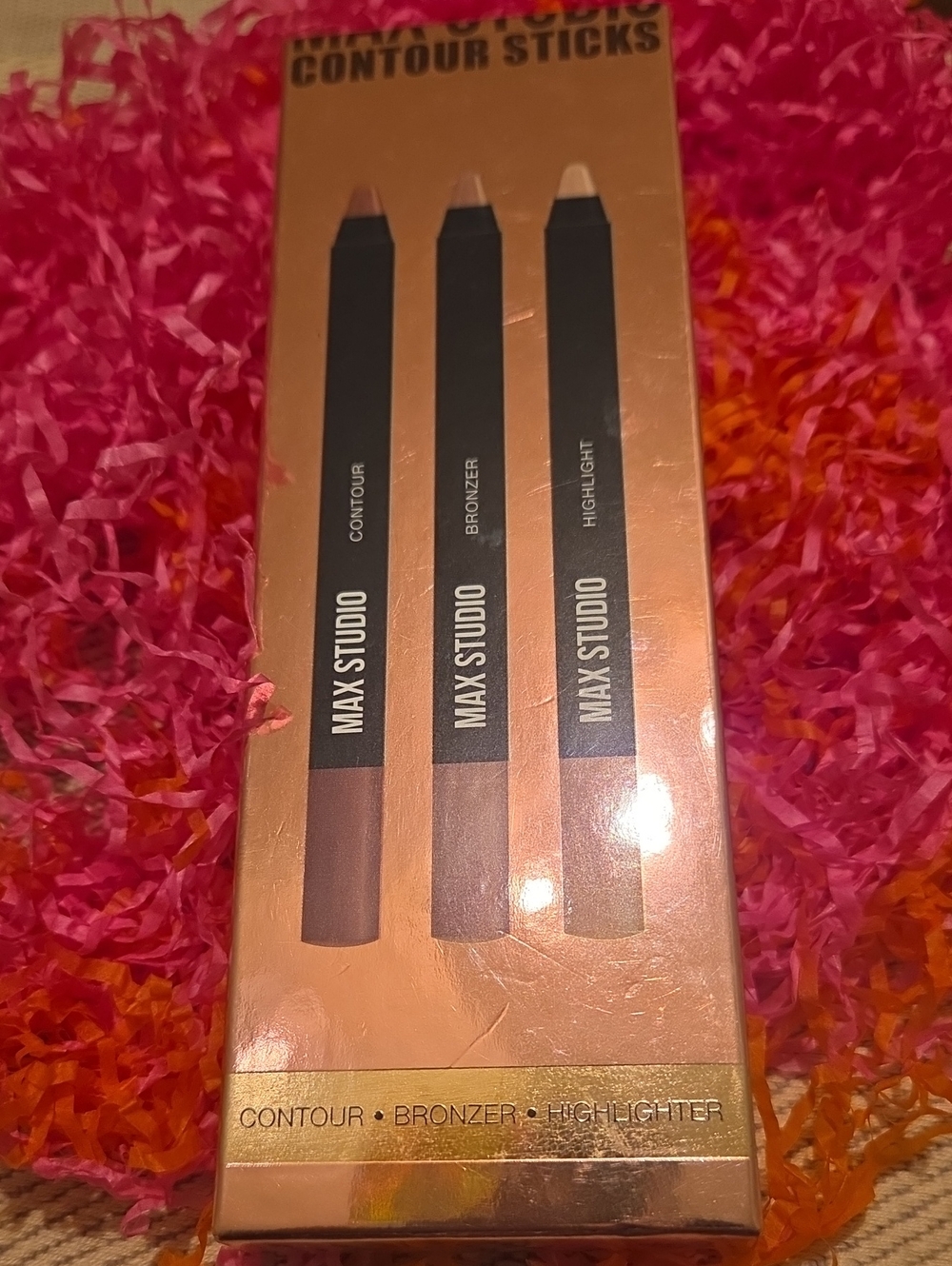 Max Studio Makeup contour sticks NWT